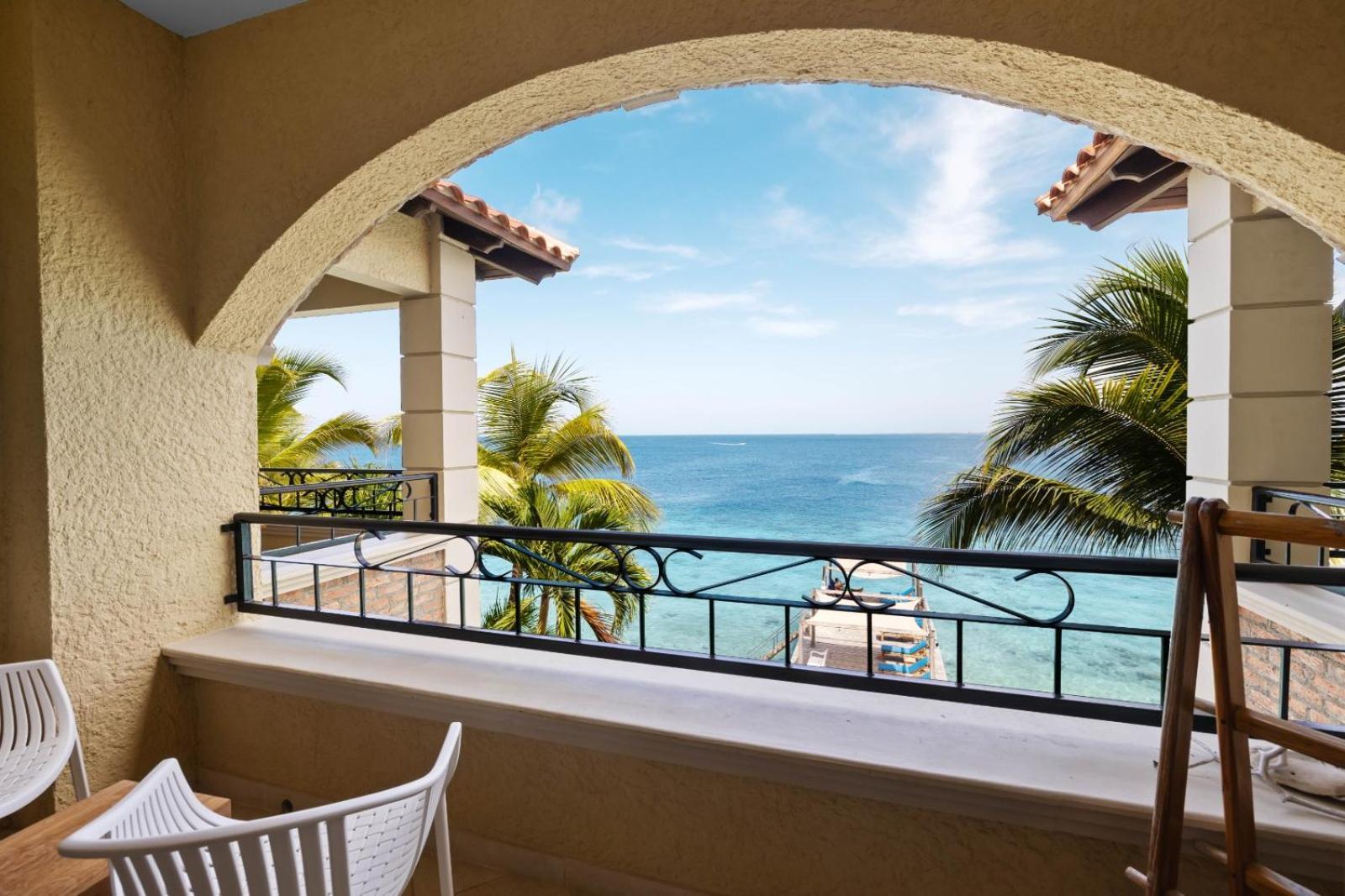 The Bellafonte - Luxury Oceanfront Hotel Kralendijk Extérieur photo