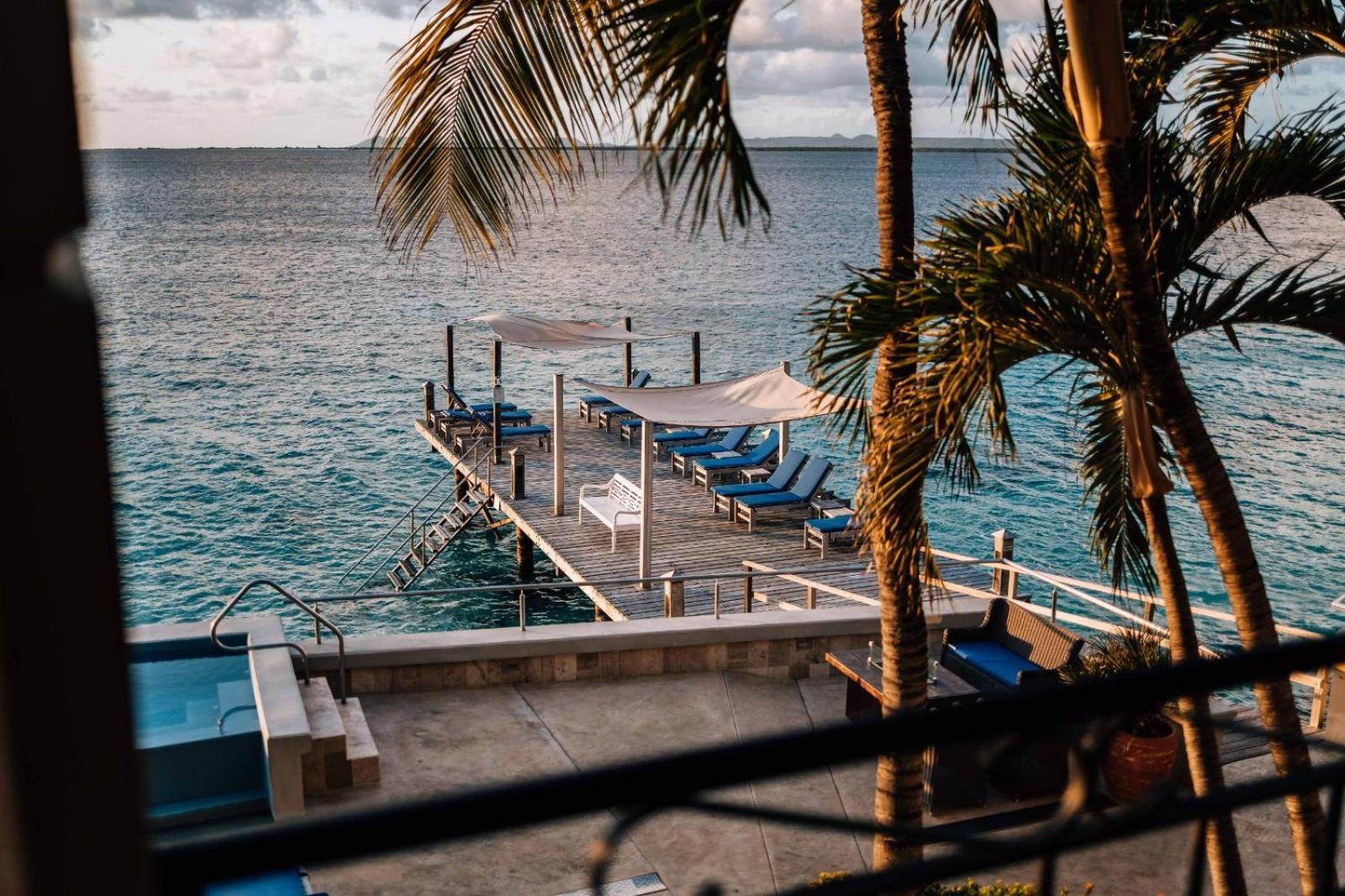 The Bellafonte - Luxury Oceanfront Hotel Kralendijk Extérieur photo